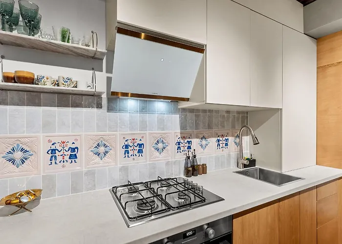 Elegant Si Boem - Centru